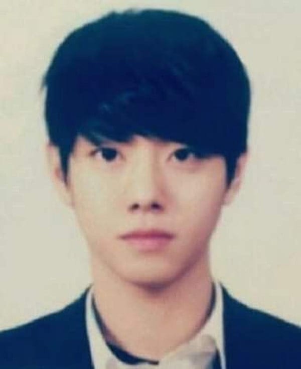 Ahn Hyo Seop sekolah di luar negeri