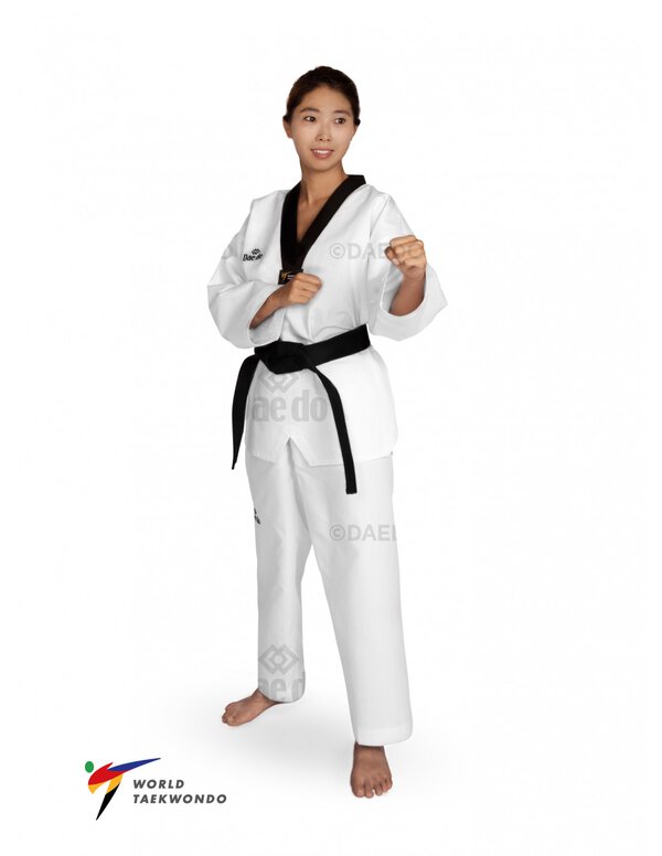 Dobok Profesional Cuello Negro WT