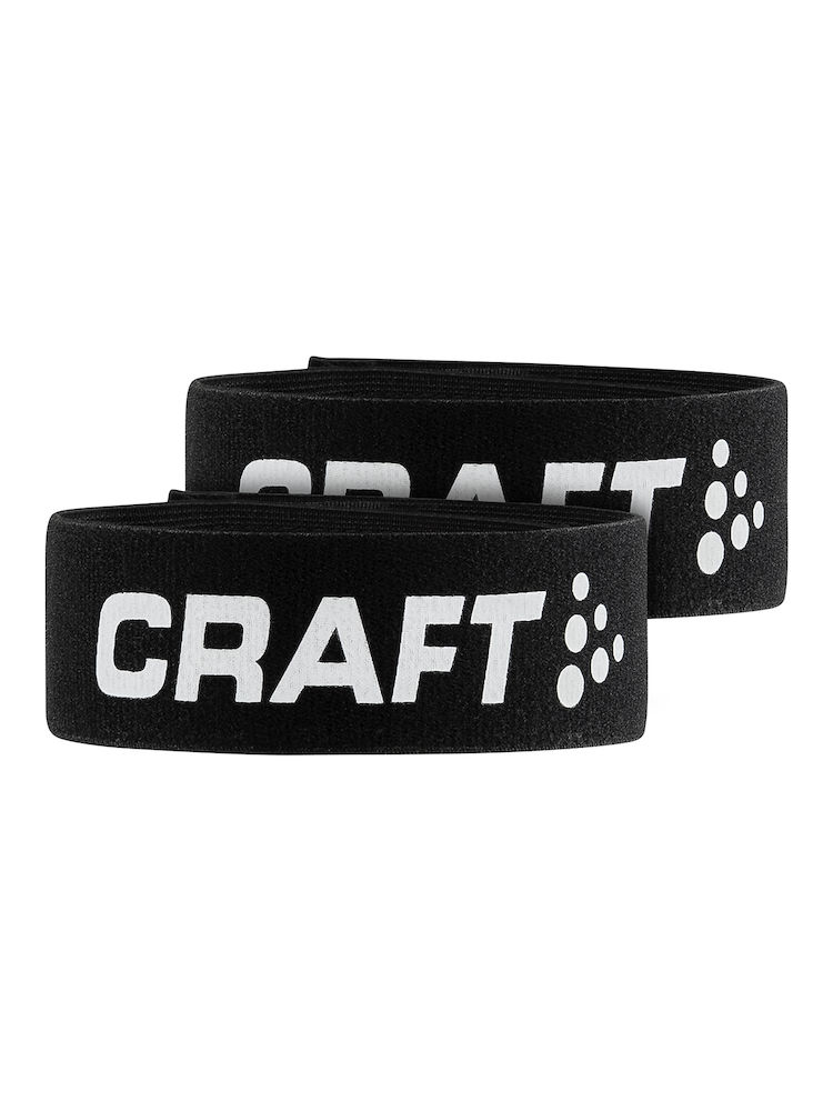 Wear these elastic socks holders with Velcro closure to ensure the socks don?t interfere with your game.