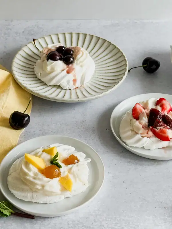 Mini pavlova on plates