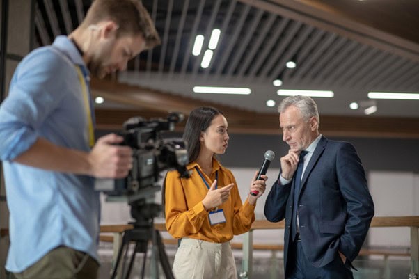How to Know if a Career in Journalism is Right For You
