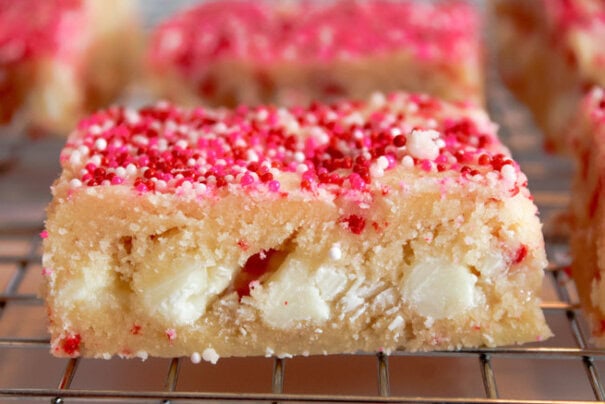 Funfetti Gooey Bars