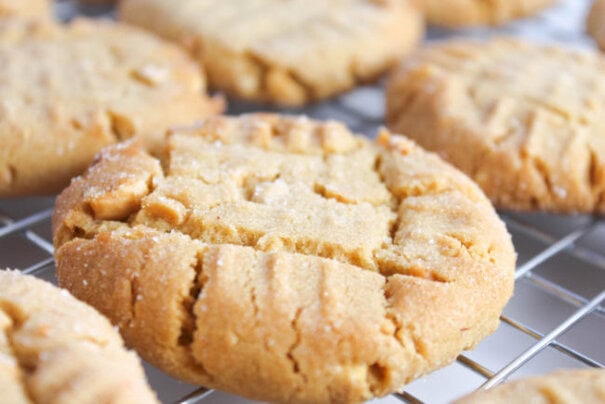 Peanut Butter and Jelly Sandwich Cookies