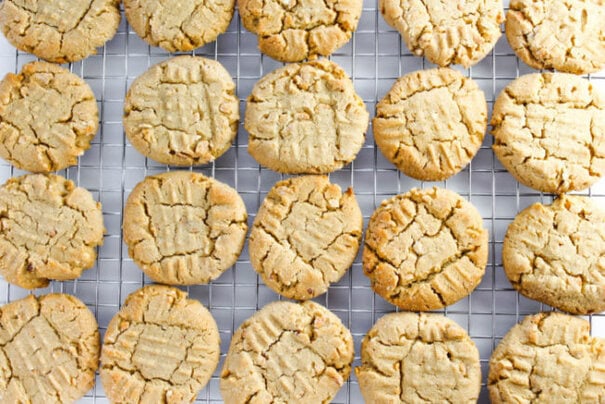 Peanut Butter and Jelly Sandwich Cookies