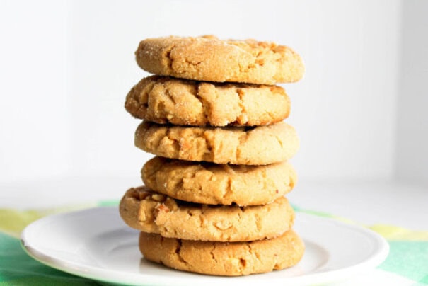 Peanut Butter and Jelly Sandwich Cookies