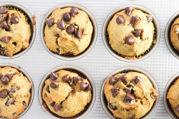 browned-butter-pumpkin-chocolate-chip-muffins