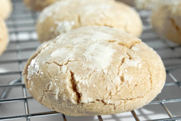 browned-butter-crinkle-cookies