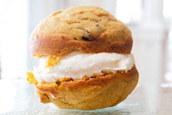 Pumpkin Whoopie Pies