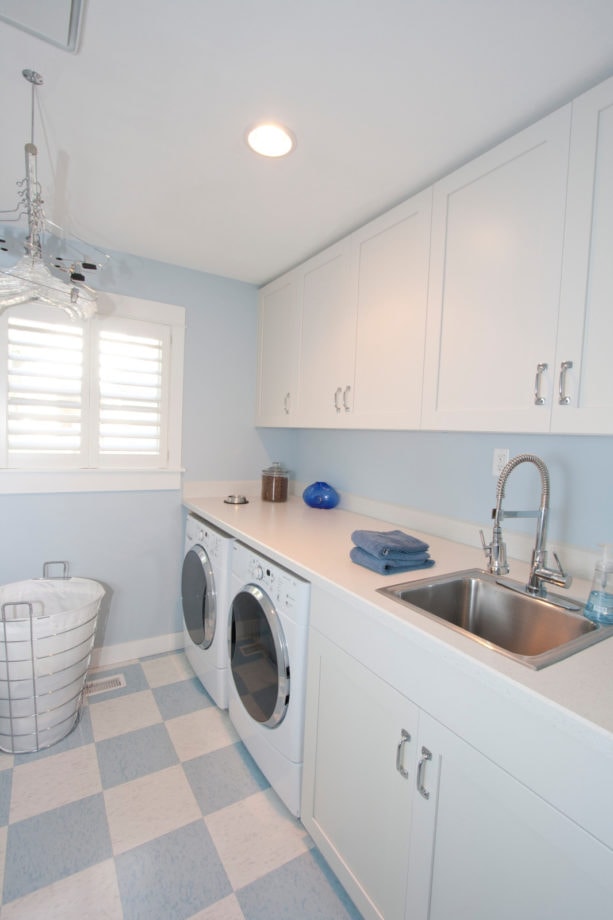 multicolored vinyl composition tile laundry room floor for a more stable area