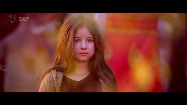 Harshali Malhotra as the little girl from Pakistan who lost in India