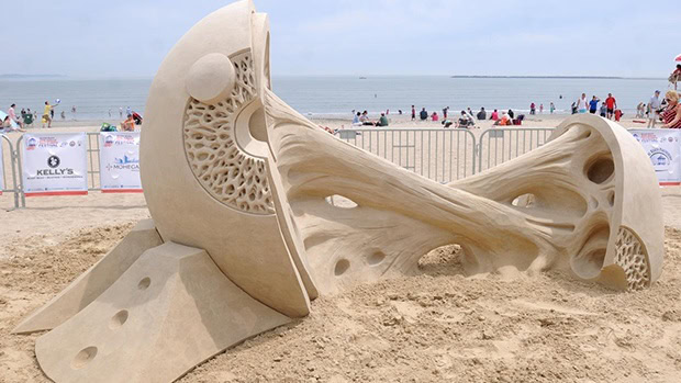 Awesome sand sculptures