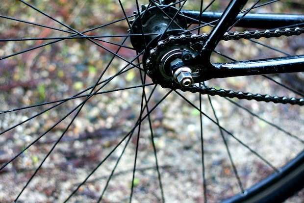 Flip flop hub on a single-speed bike