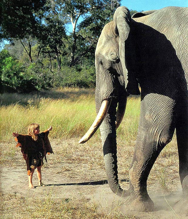 Tippi Degré and an elephant