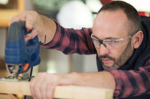 The Art of Woodworking in Modern Construction: Erik Brogan Examines the Role of Fine Woodworking Skills in Contemporary Building Projects