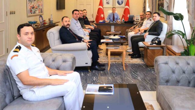 MUĞLA İL GÜVENLİK VE ASAYİŞ TOPLANTISI, MUĞLA VALİSİ DR. İDRİS AKBIYIK BAŞKANLIĞINDA GERÇEKLEŞTİRİLDİ.