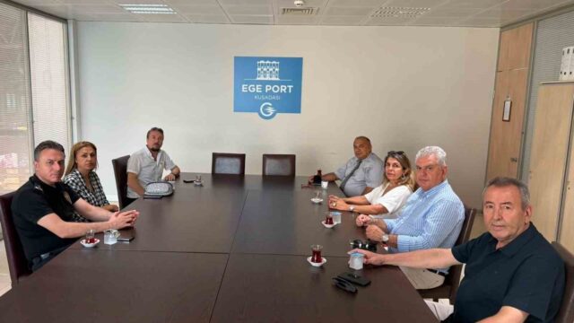 KUŞADASI LİMANI’NDA “İNDİ-BİNDİ” KRİZİ: SEKTÖR TEMSİLCİLERİNDEN YENİ UYGULAMAYA TEPKİ