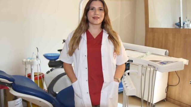 RESTORATİF DİŞ TEDAVİSİ UZMANI DT. GÖZDE ÖZÇİFTCİ GÜRBUĞA