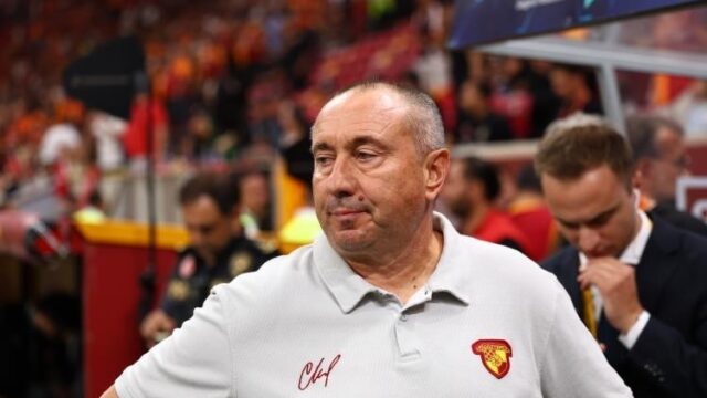 GÖZTEPE TEKNİK DİREKTÖRÜ STANİMİR STOİLOV, GALATASARAY'A 3-2 MAĞLUP OLDUKLARI MAÇTAN PUAN HAK EDEREK AYRILMALARI GEREKTİĞİNİ ANCAK BUNU BAŞARAMADIKLARINI SÖYLEDİ.