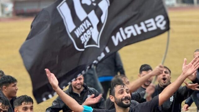 (ARŞİV FOTO) - AYDINSPOR’UN BAŞKAN ARAYIŞI İÇİN BAŞLATTIĞI İLAN, TÜRKİYE’NİN FARKLI İLLERİNİN YANI SIRA AVRUPA’DAN DA BAŞVURULAR ALIRKEN, KULÜBÜN GELECEĞİNE YÖNELİK ADAYLAR 11 EYLÜL’DE YAPILACAK TOPLANTIDA DEĞERLENDİRİLECEK.