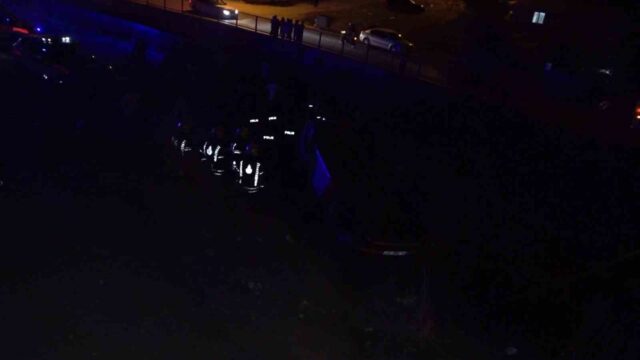 ÜMRANİYE'DE PARK HALİNDEKİ OTOMOBİL YUVARLANDI: 1 ÖLÜ