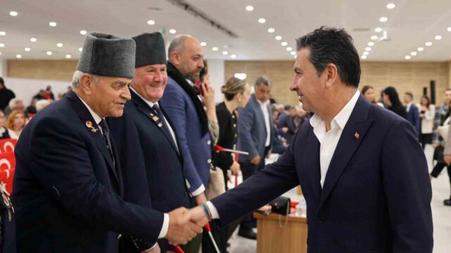 MUĞLA BÜYÜKŞEHİR BELEDİYE BAŞKANI AHMET ARAS, 19 EYLÜL GAZİLER GÜNÜ DOLAYISIYLA BİR MESAJ YAYIMLADI.