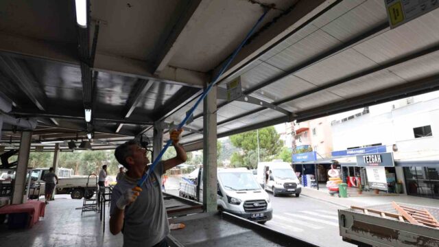 MARMARİS KAPALI PAZARYERİNDE YENİLEME ÇALIŞMASI TAMAMLANDI