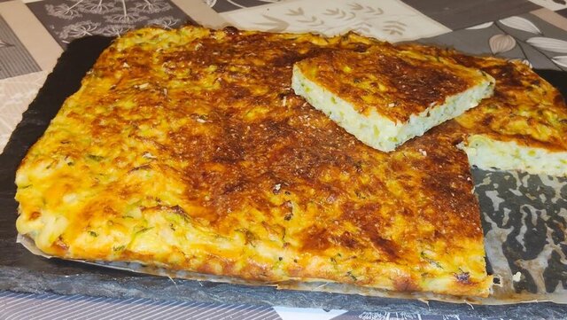 photo de Scarpaccia de courgettes