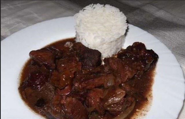 photo de Sauté de porc au vin rouge
