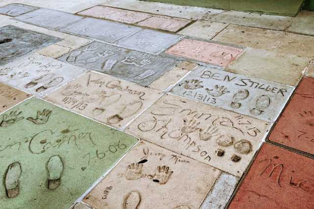 Parvis Theatre Chinois Los Angeles