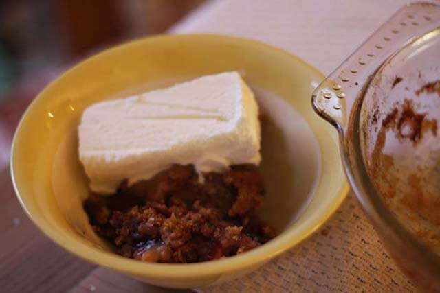 Blueberry Apple Crumble Recipe add ice-cream