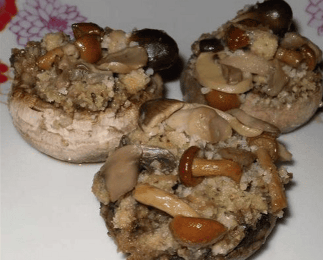 photo de Champignons farcis aux champignons