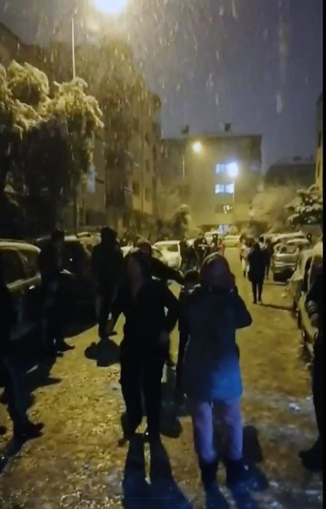 Kar gören Muğlalılar Corana’yı unuttu