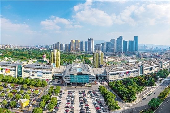Yiwu Market booths and wholesale products on Yiwugo