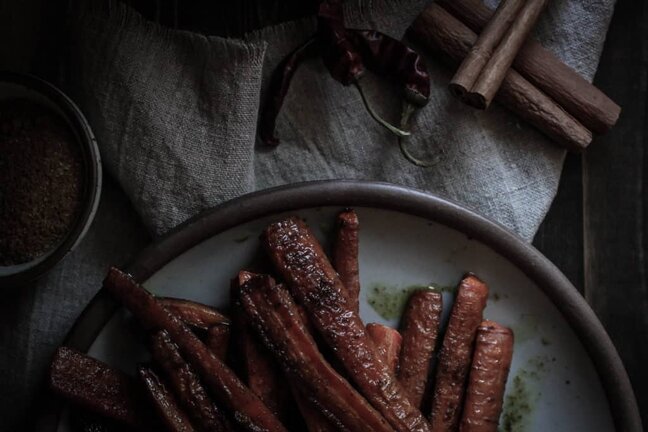 savory cinnamon & spice herbal salt (carrots roasted in savory cinnamon & spice herbal salt)
