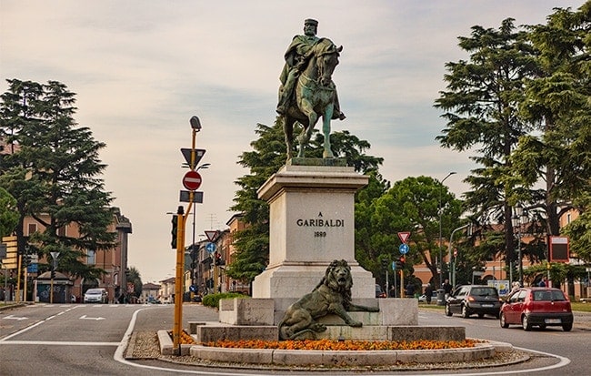 Piazzale Guiseppe Garibaldi