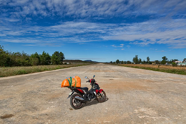 Đắk Tô 2 Airfield or Phoenix Airfield