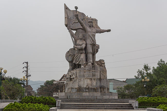 Monument in Thành phố Vinh