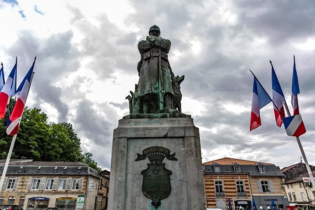 Monument for the fallen 167 Soldiers of the town