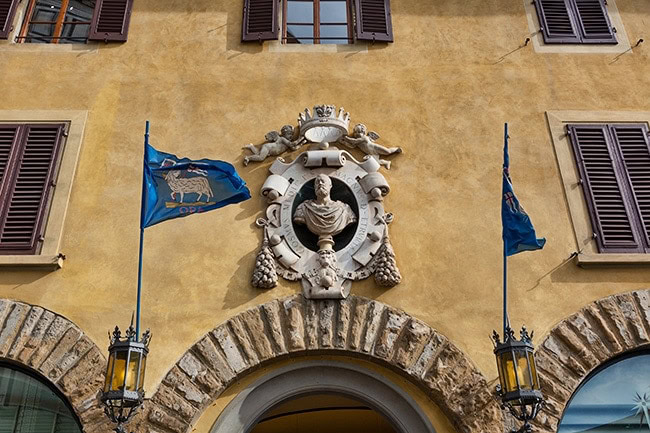 Above the entrance of the Opera Museum