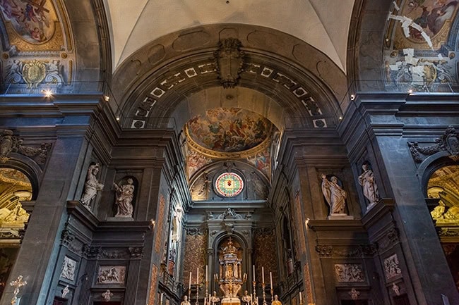 Inside the Santi Michele e Gaetano