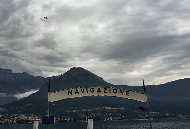 Boat docking in Oliveto Lario