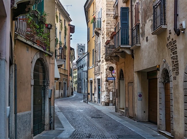 Looking down Via Agostino Gallo