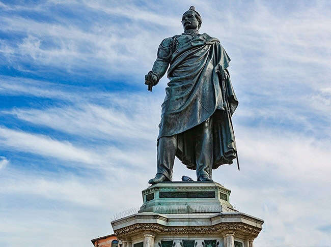 Generale Manfredo Fanti at the Piazza San Marco