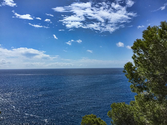 Up to the Torre Nova des Cap Vermell