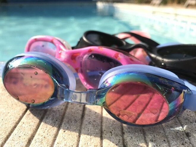 different types of swimming goggles