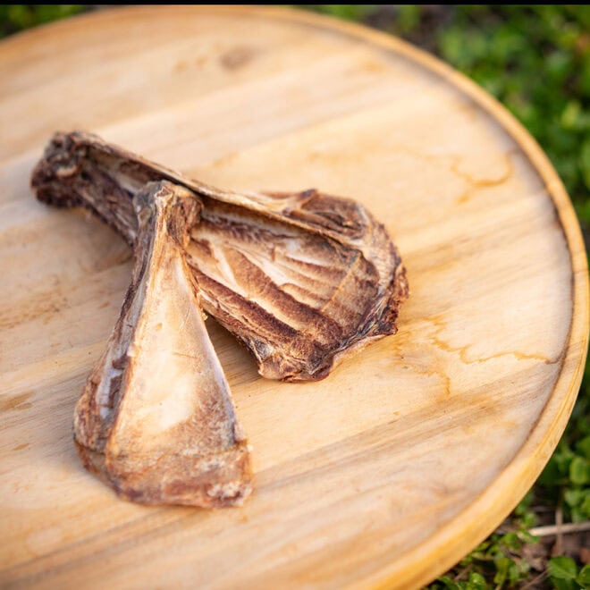 鹿の肩甲骨ジャーキー