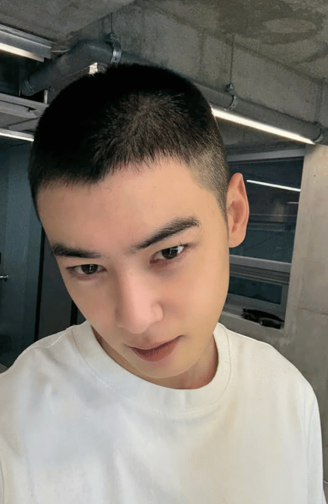 Cha Eun Woo Tetap Eksis di Militer dengan Film dan Layar Lebar