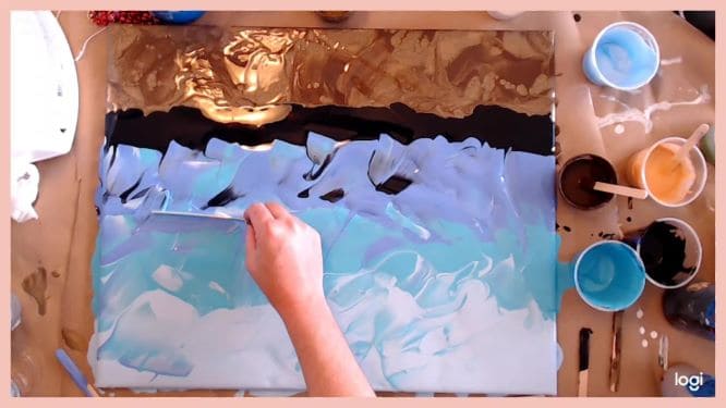 painting the water of an underwater painting