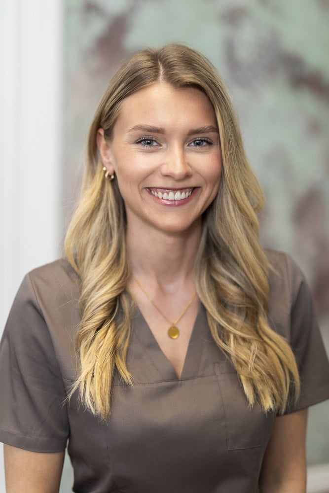 Laura Wrobel Laura Wrobel