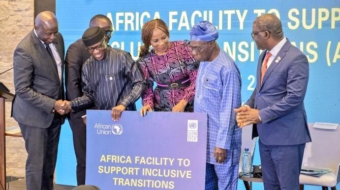 H.E. Olusegun Obasanjo, Former President of the Federal Republic of Nigeria; Dr. Korir Sing’Oei, Principal Secretary of Foreign Affairs, Ministry of Foreign and Diaspora Affairs, Kenya – representing His Excellency William Ruto, President of the Republic of Kenya; Mr. Dhoihir Dhoulkamal, Minister of Foreign Affairs and International Cooperation in charge of Diaspora and Francophony, Comoros – representing His Excellency Azali Assoumani, President of the Union of the Comoros and Chairperson of the African Union for 2023; and Ambassador Mohamed Thiaw, Permanent Representative of the Republic of Senegal and Chairperson of the Peace and Security Counci